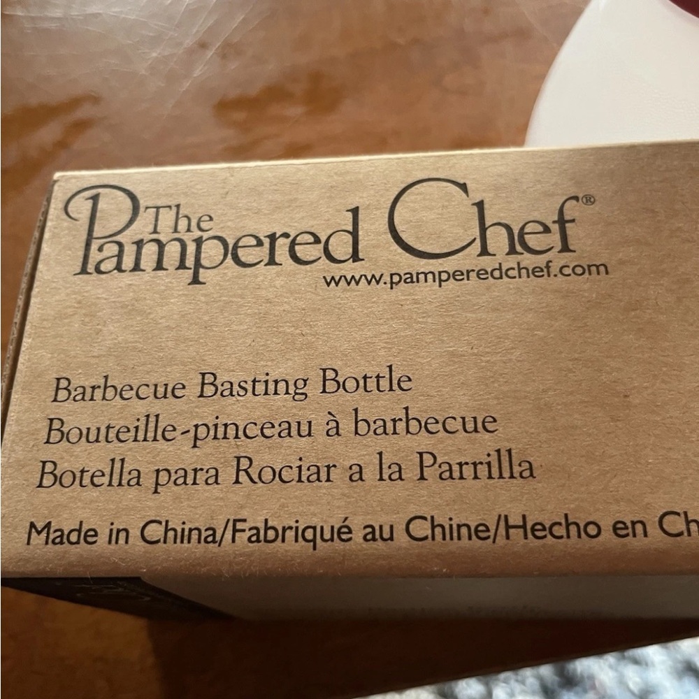 NEW IN BOX PAMPERED CHEF BARBECUE BASTING BOTTLE ITEM #2704 Turkey Beef Pork - Picture 3 of 5